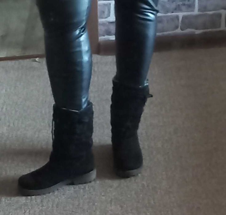 Продам зимние сапоги