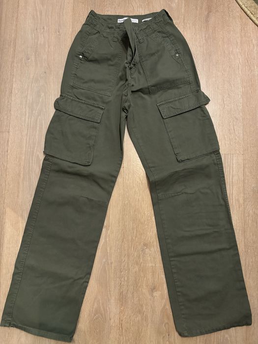 Pantaloni cargo