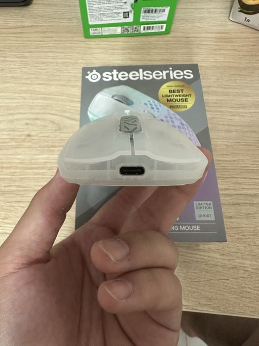 Продаю игровую мышь Steelseries Aerox 3 wireless Ghost