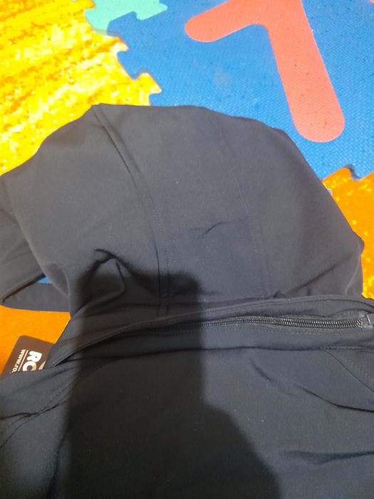 Jacheta toamna-primavara calitate superioara.