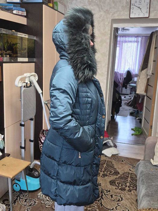 Продам куртку зимнюю