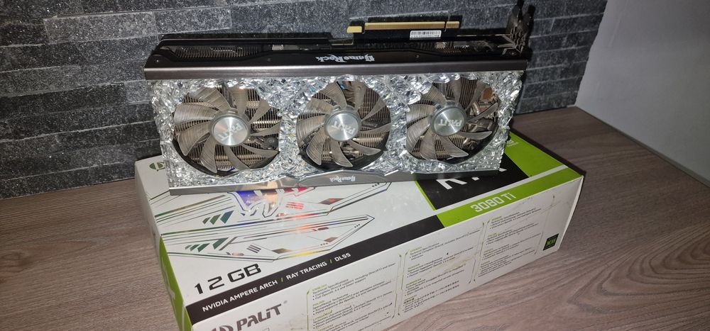 Placa video Palit GeForce RTX 3080 Ti GameRock LHR, cu 12GB de memorie GDDR6X
Placă video Palit GeForce RTX 3080 Ti GameRock LHR 12GB GDDR6X, 384-bit
