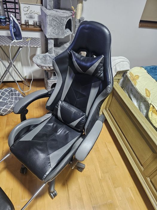 Scaun Gaming Reglabil piele