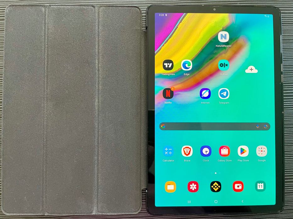 Samsung Tab S 5e. Holati alo, korobkasi bor. В отличном состоянии.