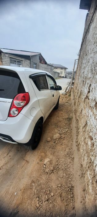 Spark Sotiladi 2010 yil Naht yoki arenda