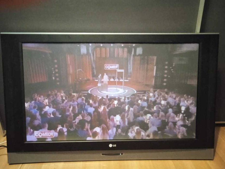 Продам Телевизор LG 42