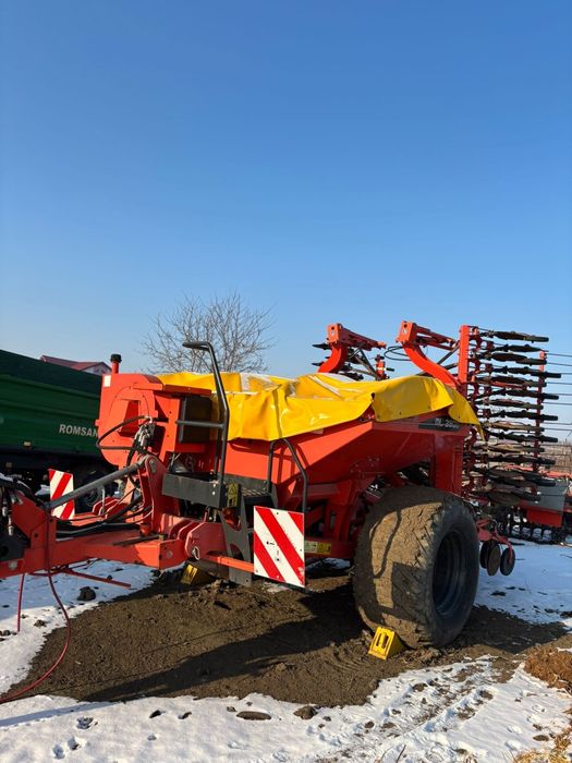 Vând semănătoare kuhn