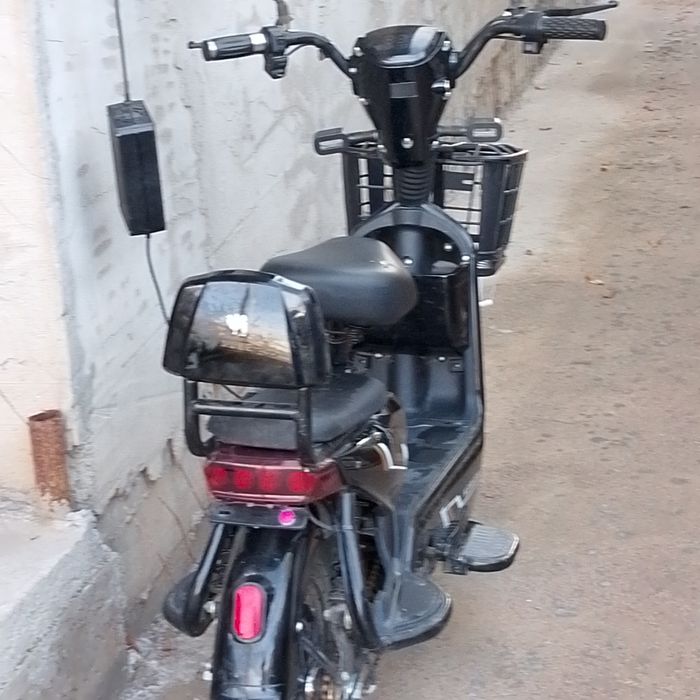 Продам скутер 45000