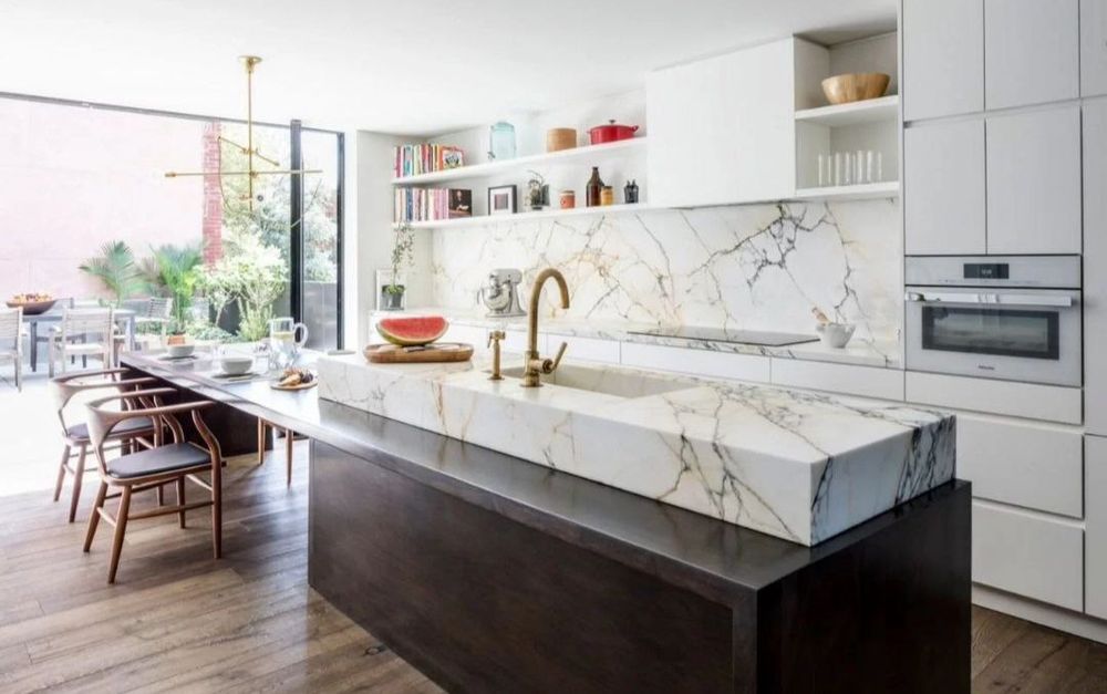 Дизайнерские изделия из керамогранита любой сложности!!!