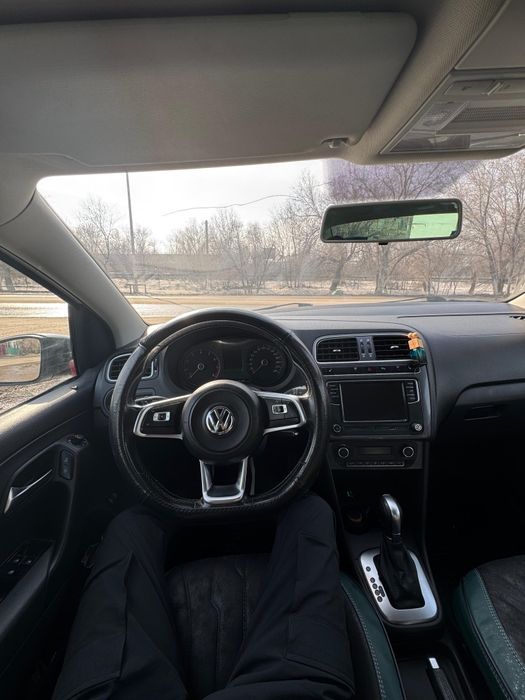 Продам поло 2019 автомат газ бензин
