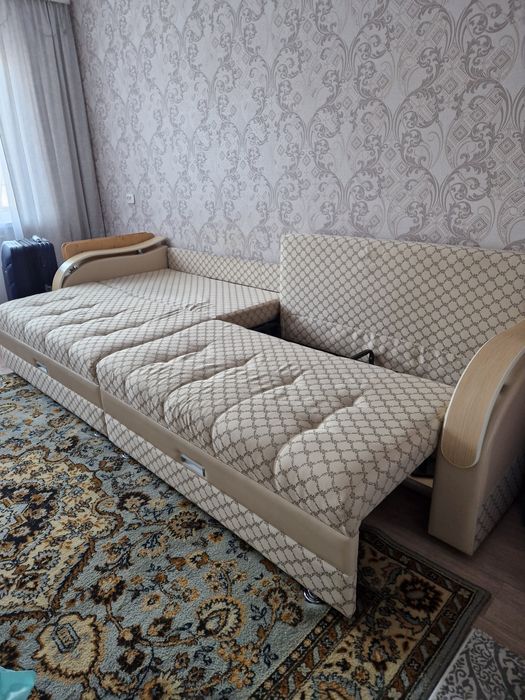 Продам диван. А отличном состоянии.