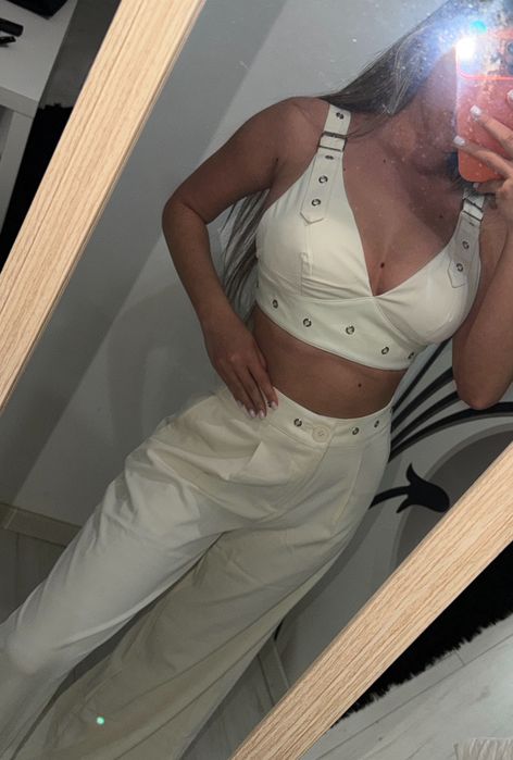 Compleu evazat cu top