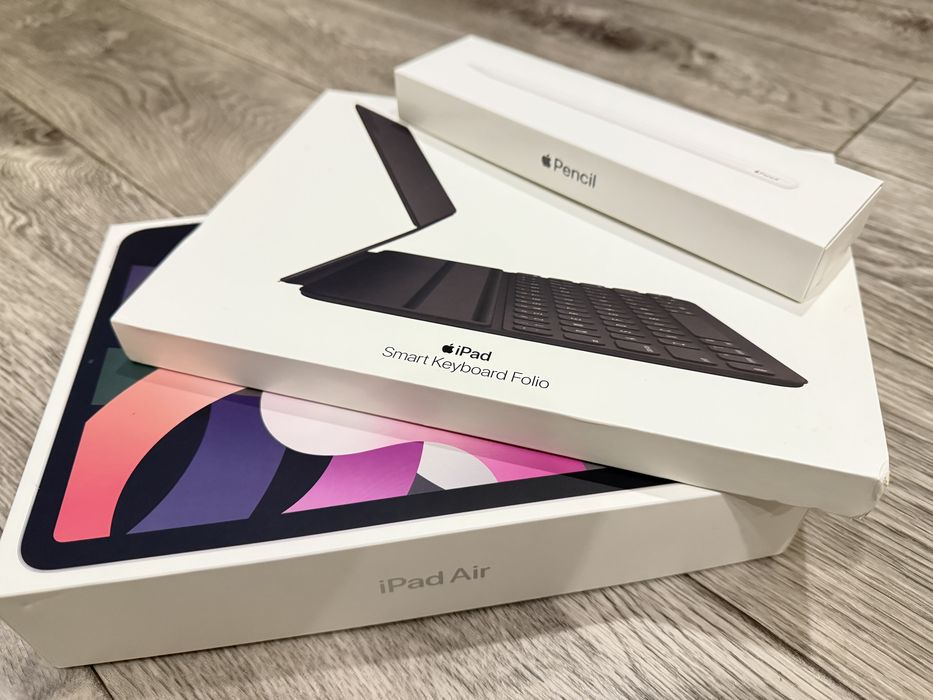 Apple iPad Air 4 + iPad Smart Keyboard Folio + Apple Pencil 2