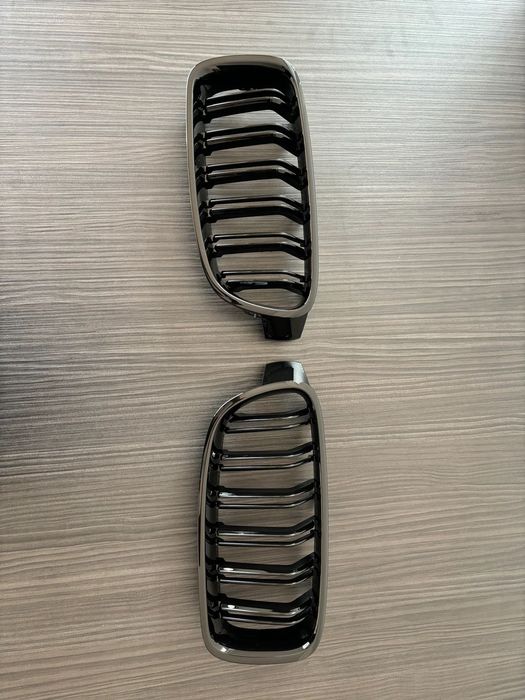 Grile centrale duble M3 compatibile Bmw seria 3 F30 F31 negru lucios