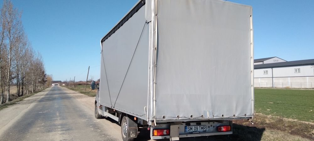 Vînd Renault Master prelatăa