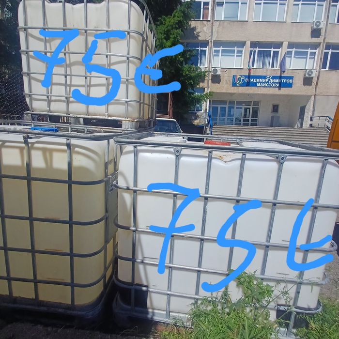 Бидони едно тонки използвани  чисти