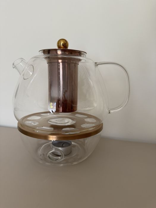 Термоустойчив стъклен чайник