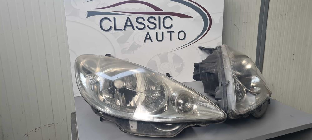 Фарове Peugeot 1007 2005г.