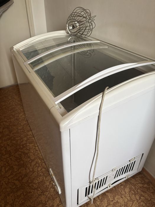 Продаются 2 морозильные лари