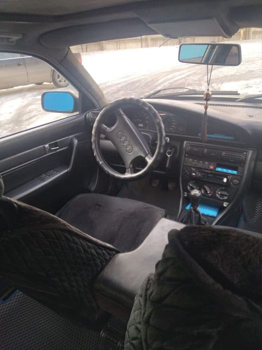 Продам машину Audi 100 С4