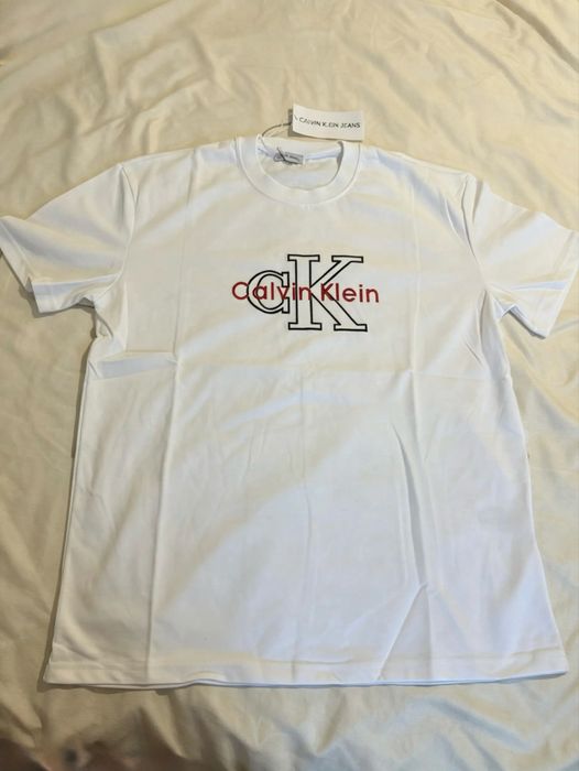 Pachet 2 Tricouri Noi cu Etichetă - Balenciaga (Negru) & Calvin Klein (Alb)