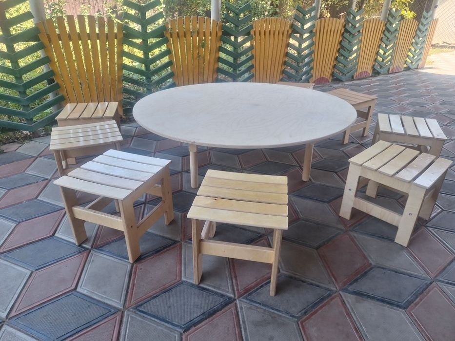 Стол круглый  фанера