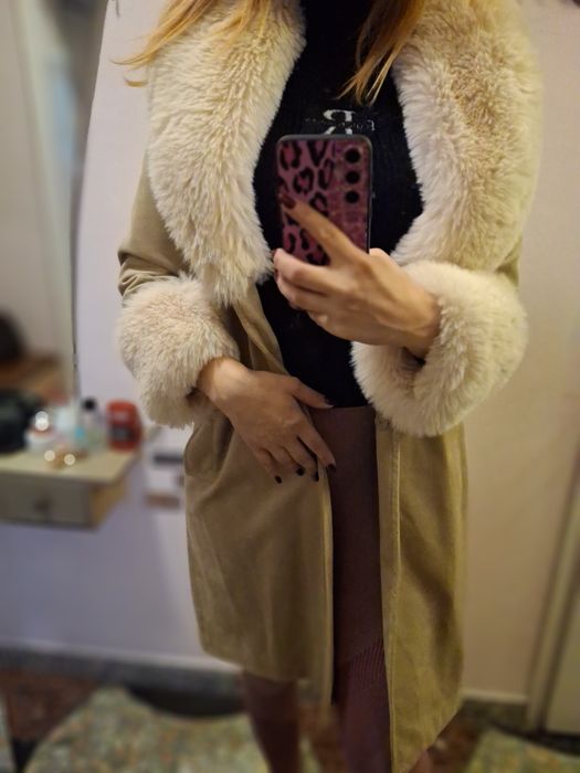 Елегантно велурено палто