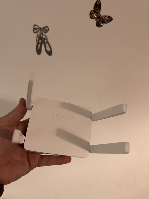 Router Wireless AC10, Dual Band, 1200 Mbps, 4 Antene Externe