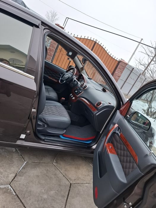 Автомобиль Ravon R3