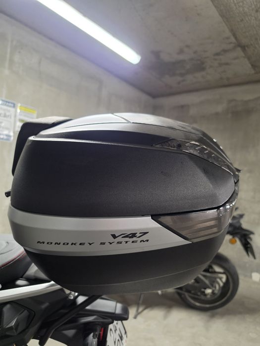 Topcase Givi V47