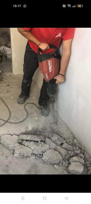 Debarasari, cărat moloz, cărat mobila