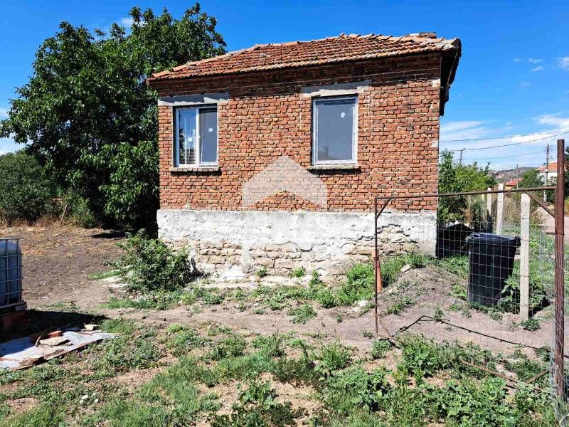 Продава се Къща в Българово - 90 кв.м за 634 €/кв.м - Снимка #1