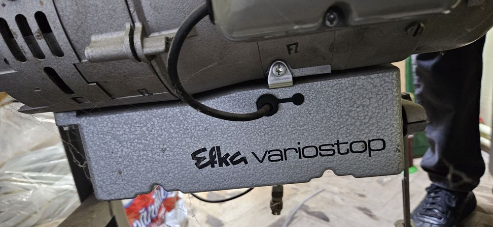 Masina de cusut pfaff