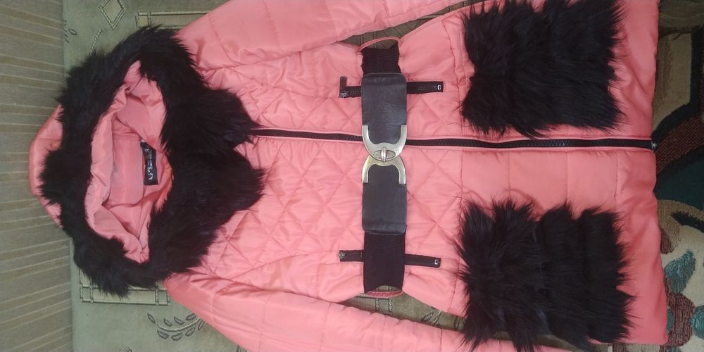 Продам куртку не дорого!