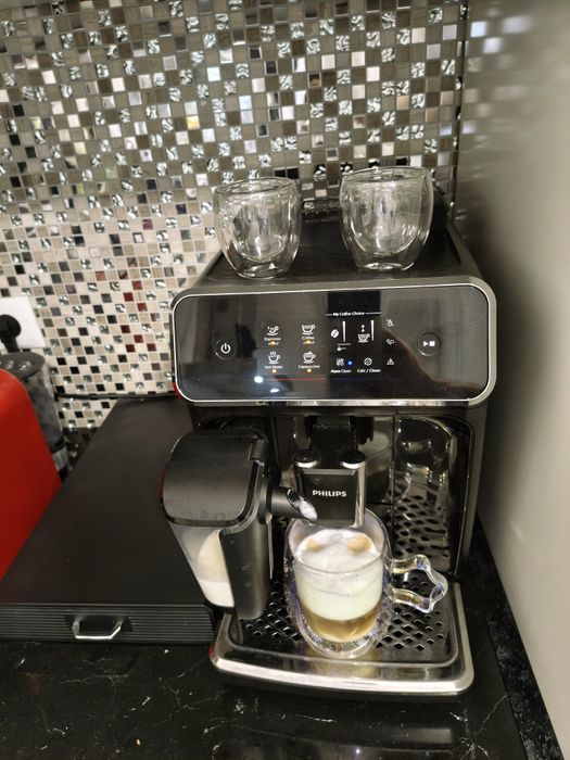 Espressor cafea automat PHILIPS Seria 2300 EP2330/10, 1.8l, 1500W, 15 bar, negru