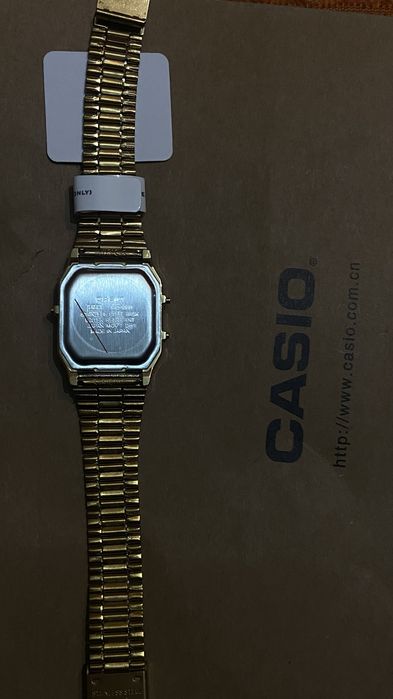 Часы CASIO  продам торг реальному покупателю