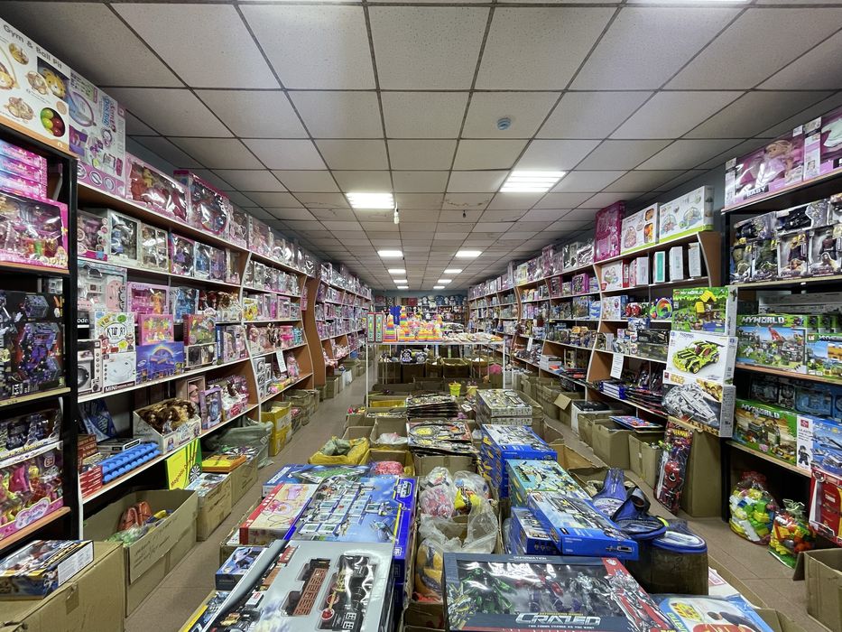 бутик арендага берыледы