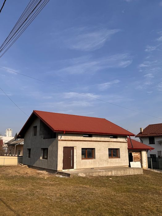 Casă nouă cu mansardă zona electrocontact Botoşani