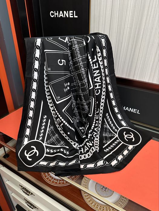 Копринени шалове louis vuitton chanel