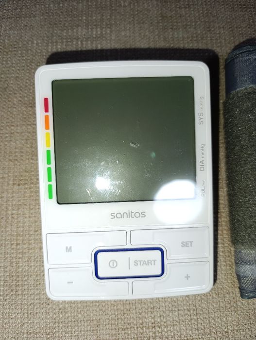 Апарат за кръвно налягане Sanitas