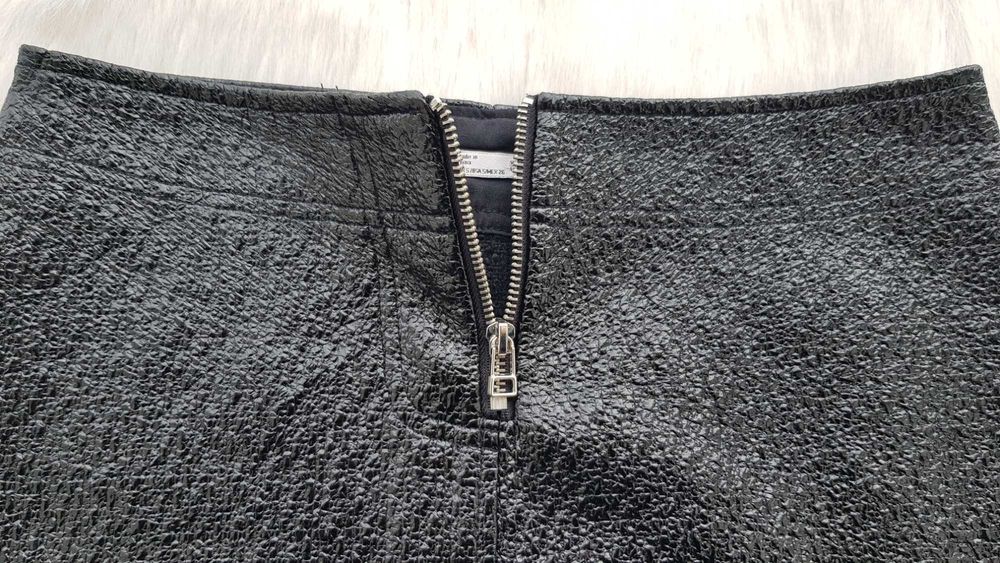Кожена пола ZARA размер S