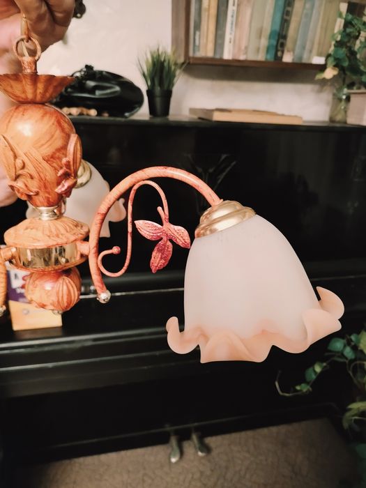 Люстра 3-рожковая продаю