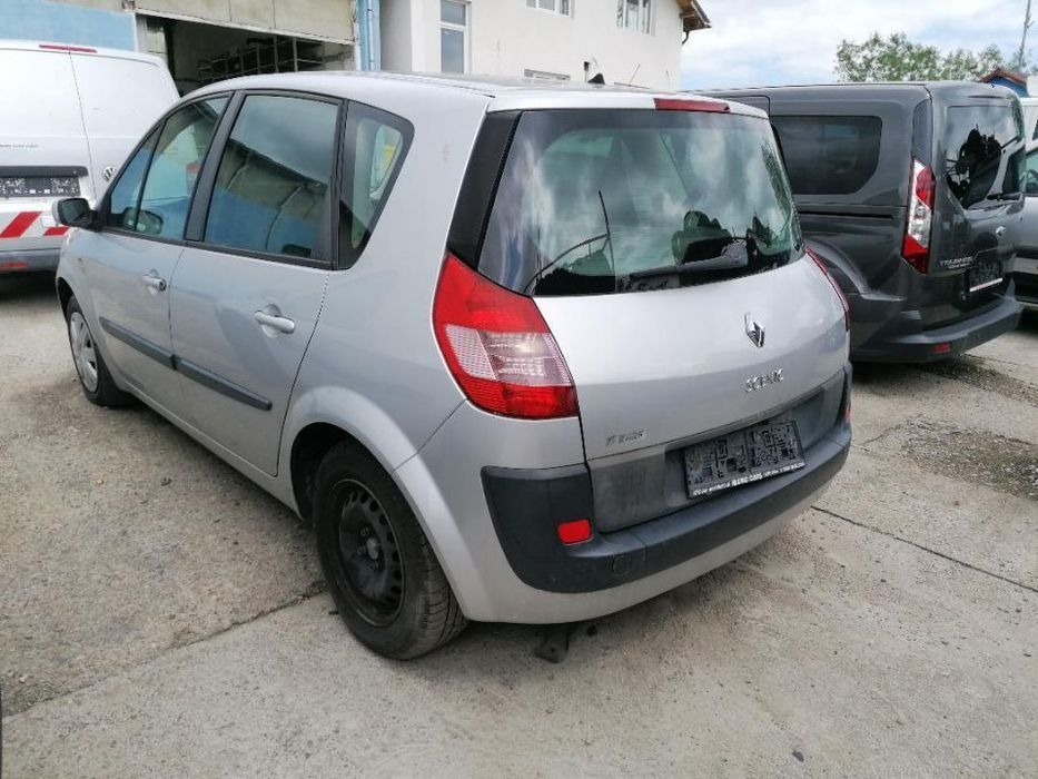 Dezmembrez piese Renault Scenic 2