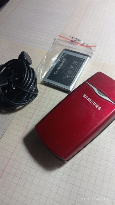 Сотовый телефон бу