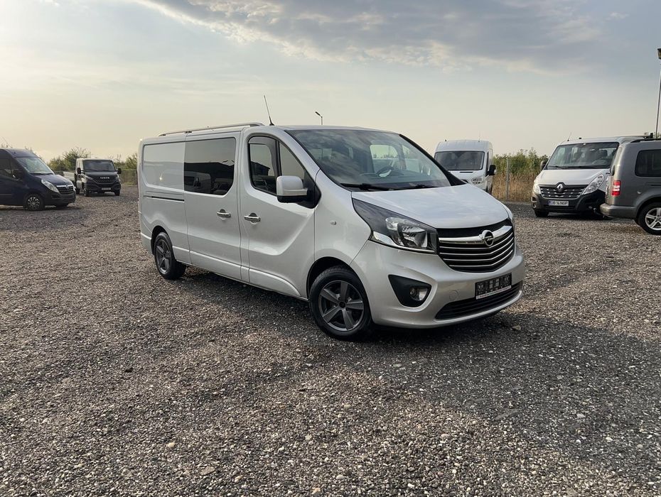 Opel Vivaro, Renault Trafic