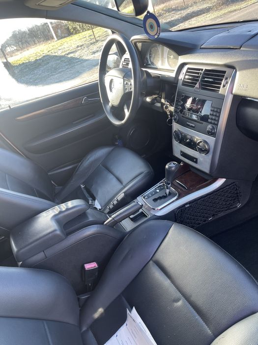 Mercedes-Benz B class