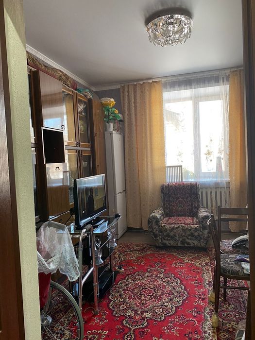 Продам квартиру район спорт интерната