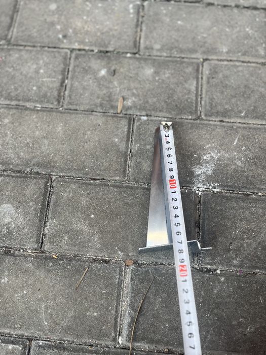 Крючки (кронштейн) для стеллажа