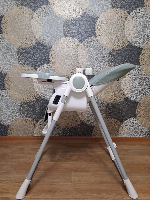 Продам стульчик для кормления