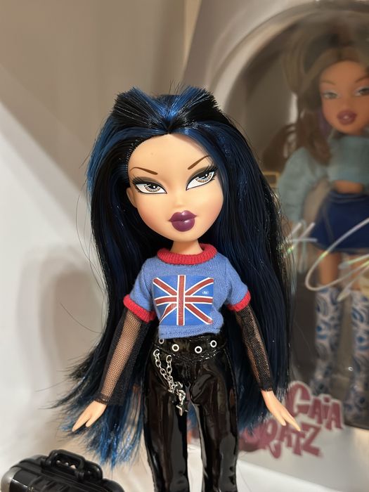 Продажа кукол Bratz